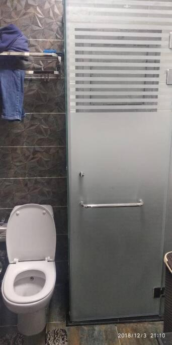 Ultra Modern Townhouse Near To Airport & Shopping * Cairo