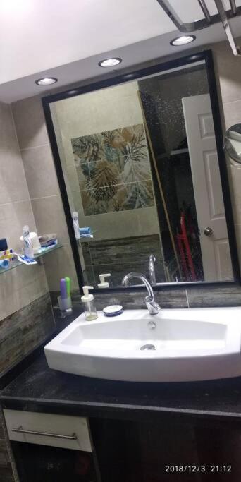 Ultra Modern Townhouse Near To Airport & Shopping * Cairo