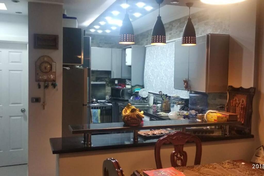 Ultra Modern Townhouse Near To Airport & Shopping